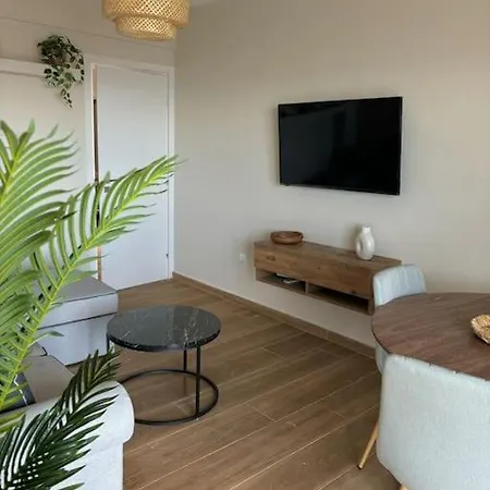 Serenity Apartment *