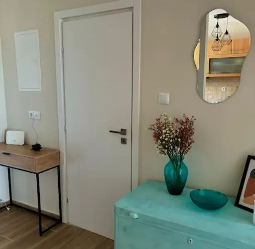 Serenity Apartment *